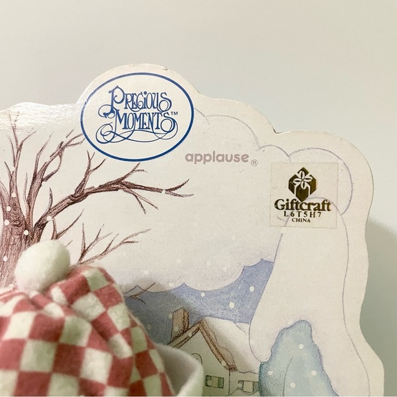 Vintage 1991 Applause Precious Moments Winter Bird Seed Feeding Girl Doll - Picture 4 of 12